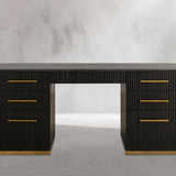 01 aad28dfc 12fc 43dc 94d1 fe89436e92c5