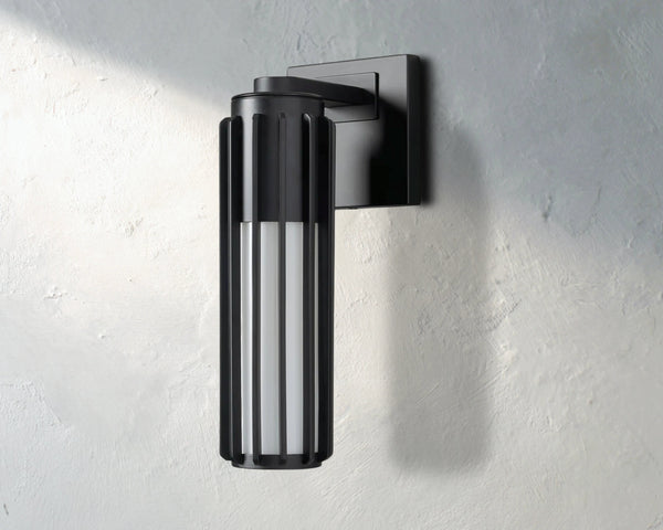 01 e93c1493 2331 4503 b68c db5bf73be9e8