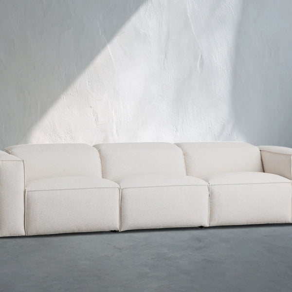 02 fab83066 c74a 4f81 b8e2 60be96beb5b7