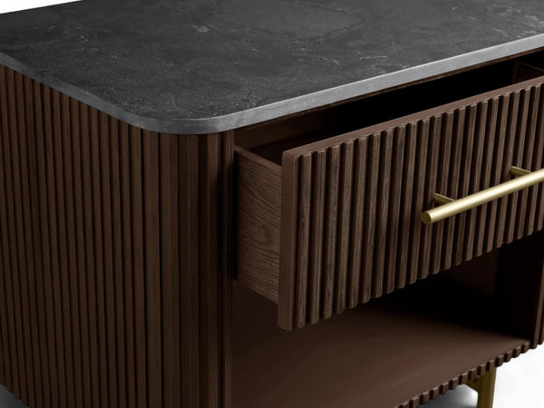 03 5cf4f3ea 0875 43db 99dc 69ee1563d3e8