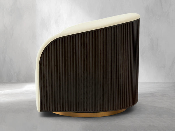 03 91c8b609 7fc8 4eab 97b9 0babb58e7a42