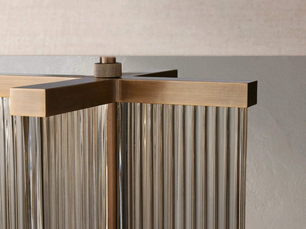 03 38f41fcb 99a8 48f8 9573 40610d178397