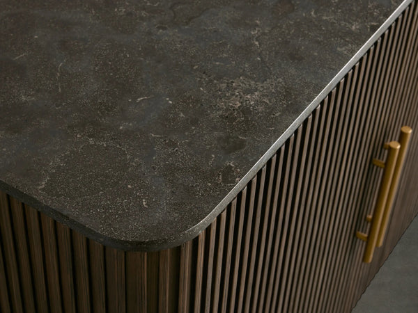 03 a978865a 321c 4bfa 8738 cfa5becae03a