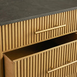 03 f93dde80 4331 49e1 9295 3b9f480dab32