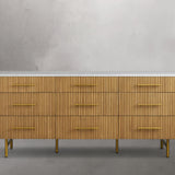 04 b793f5f9 835b 4a92 8a6d 9677c3a056e1