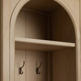 06 e6e5ff5c 5a0d 406b 90d9 ee27d716181d