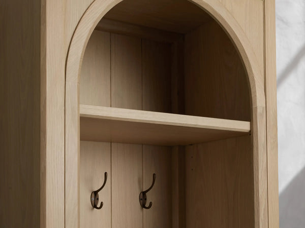 06 e6e5ff5c 5a0d 406b 90d9 ee27d716181d