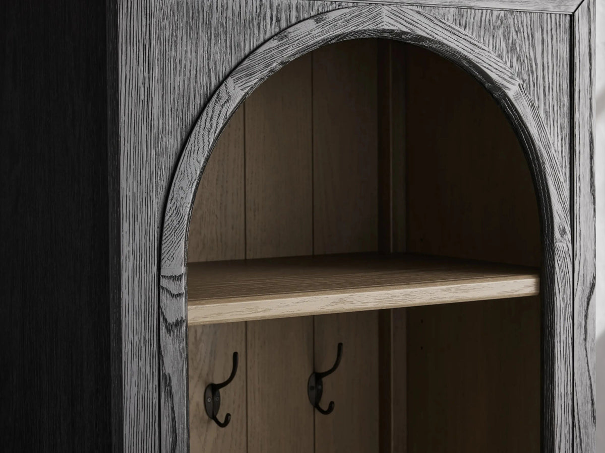 09 f9e13489 63e1 4f00 a2a3 b72df9944e36