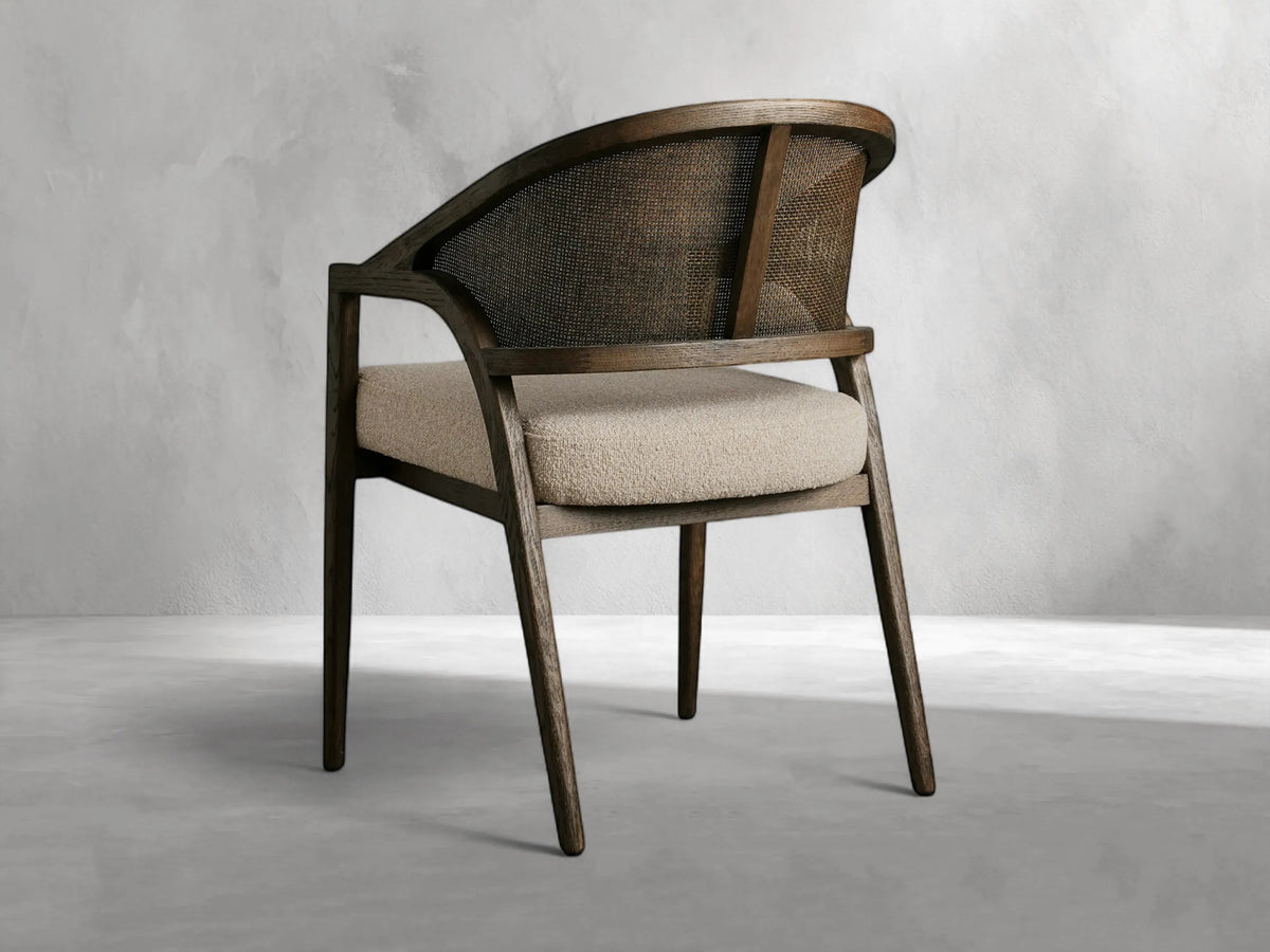 16 c446ff86 bf08 4ff3 9008 ae3654bcb37a