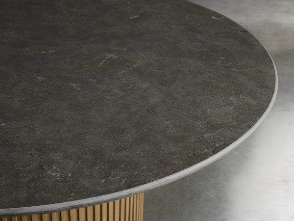 18 03f12e3f fb70 4be8 bccd 639eb6ec959a