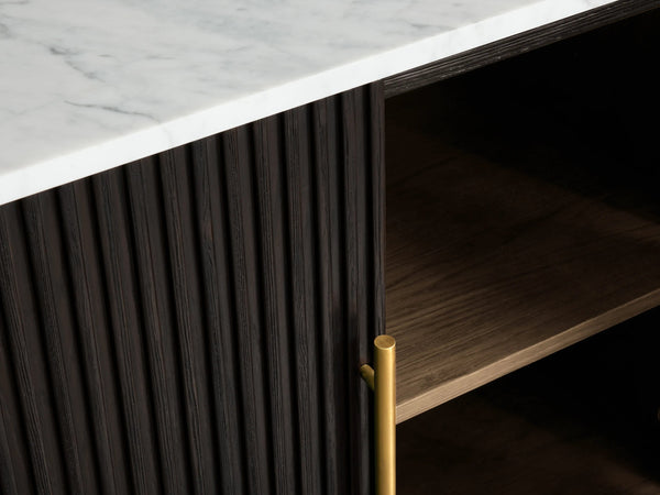 18 45a3848d a281 4c57 bf29 2b25fab433a8