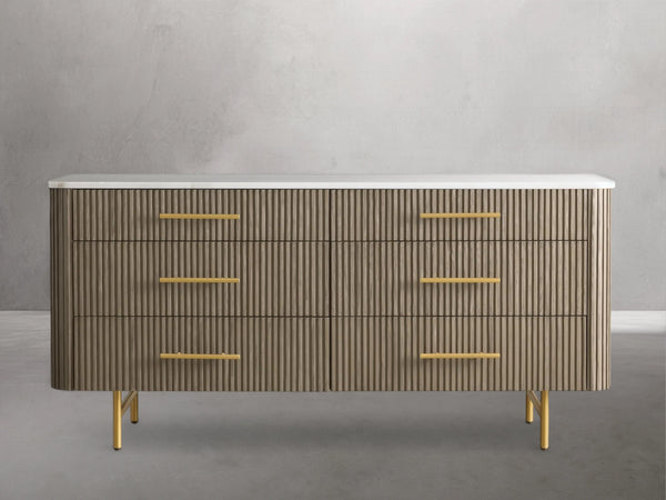 19 b905a5f8 ee40 4103 afda 37ec2421fb24